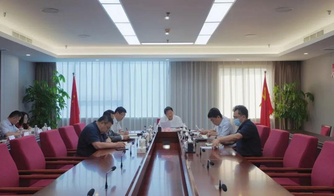 省红宝石hbs集团党委召开学习贯彻习近平新时代中国特色社会主义头脑主题教育专题钻研暨党委理论学习中央组钻研会